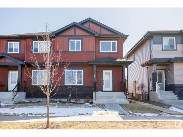 9809 107 Av, House semidetached with 3 bedrooms, 2 bathrooms and null parking in Morinville AB | Image 3