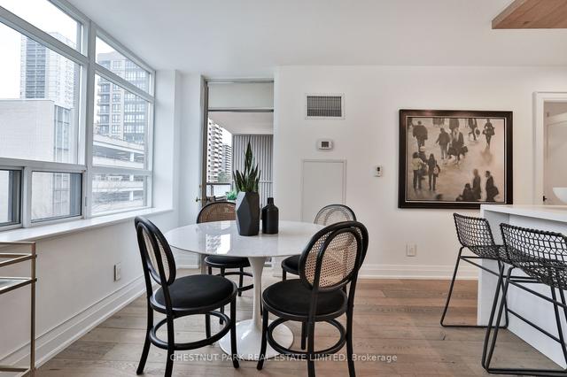 617 - 5 Rosehill Ave, Condo with 2 bedrooms, 2 bathrooms and 1 parking in Toronto ON | Image 4