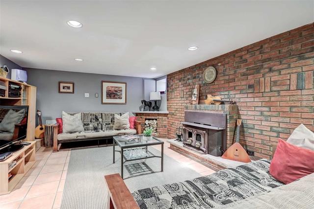 206 Emerson Ave, House semidetached with 3 bedrooms, 2 bathrooms and 2 parking in Toronto ON | Image 18