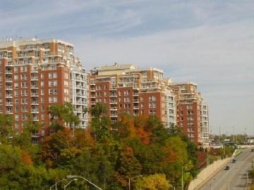 lph 08 - 50 Old Mill Rd, Condo with 2 bedrooms, 3 bathrooms and 2 parking in Oakville ON | Image 1