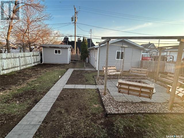 610 Fifth Street, House detached with 2 bedrooms, 1 bathrooms and null parking in Estevan SK | Image 25