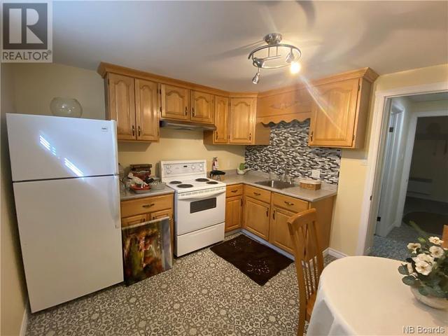 374 Isidore Boucher Boulevard, House detached with 3 bedrooms, 5 bathrooms and null parking in Edmundston NB | Image 18