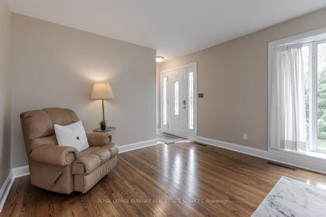 1360 Fisher Ave, House detached with 3 bedrooms, 1 bathrooms and 5 parking in Burlington ON | Image 15
