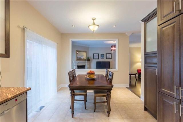 147 Rossi Dr, House detached with 4 bedrooms, 5 bathrooms and 4 parking in Vaughan ON | Image 7
