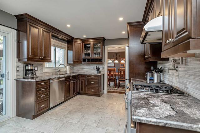 61 Oakridge Dr, House detached with 4 bedrooms, 5 bathrooms and 6 parking in Barrie ON | Image 28