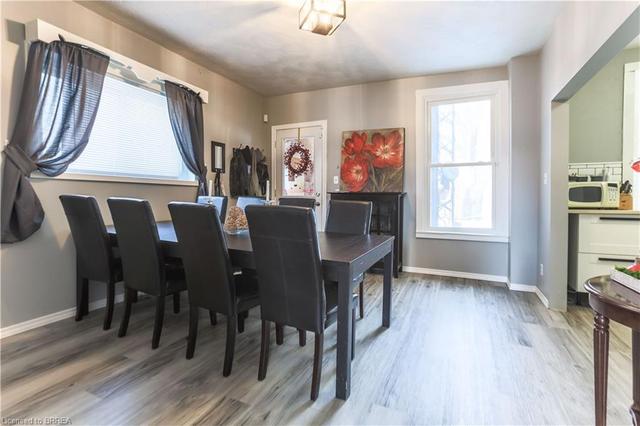 47 West River Street, House semidetached with 3 bedrooms, 1 bathrooms and 3 parking in Brant ON | Image 9