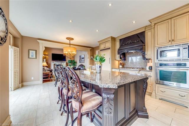 2379 Darlington Trail, House detached with 4 bedrooms, 4 bathrooms and 4 parking in Oakville ON | Image 9