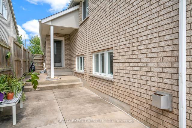 8422 Heikoop Cres, House detached with 5 bedrooms, 3 bathrooms and 6 parking in Niagara Falls ON | Image 27