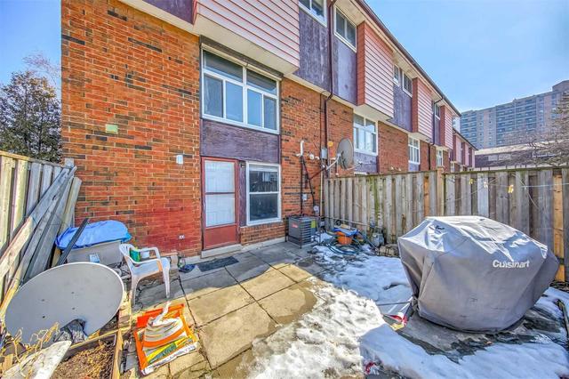 169 Violet Dr, Townhouse with 4 bedrooms, 3 bathrooms and 2 parking in Hamilton ON | Image 19