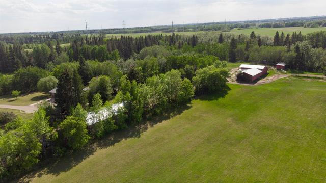 38052 Range Road 275, House detached with 5 bedrooms, 2 bathrooms and 4 parking in Red Deer County AB | Image 24