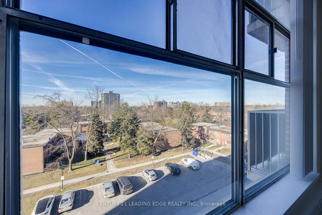 604 - 345 Driftwood Ave, Condo with 2 bedrooms, 1 bathrooms and 1 parking in Toronto ON | Image 7
