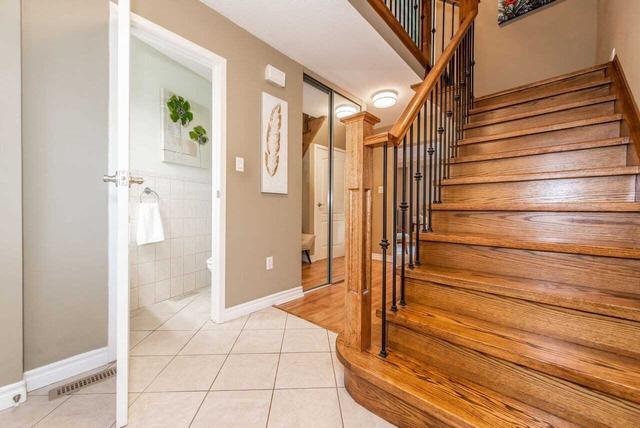 9 - 2120 Rathburn Rd E, Townhouse with 3 bedrooms, 4 bathrooms and 2 parking in Mississauga ON | Image 16