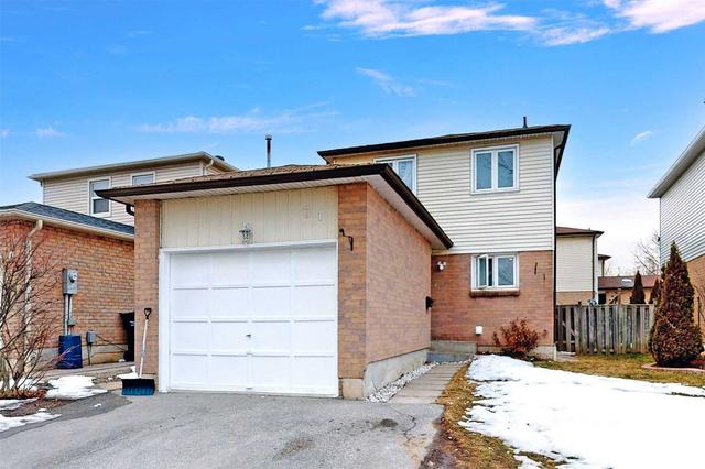 31 Greenleaf Cres, House detached with 3 bedrooms, 3 bathrooms and 3 parking in Brampton ON | Image 1