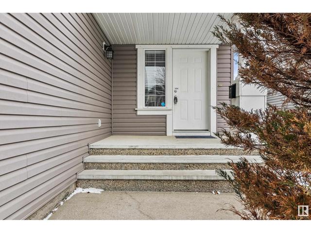 8715 10 Av Sw, House detached with 4 bedrooms, 3 bathrooms and 4 parking in Edmonton AB | Image 2