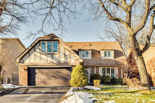 38 Mossgrove Tr, House detached with 4 bedrooms, 4 bathrooms and 6 parking in Toronto ON | Image 1