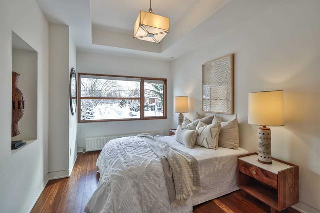 80 Glenvale Blvd, House detached with 4 bedrooms, 4 bathrooms and 3 parking in Toronto ON | Image 25