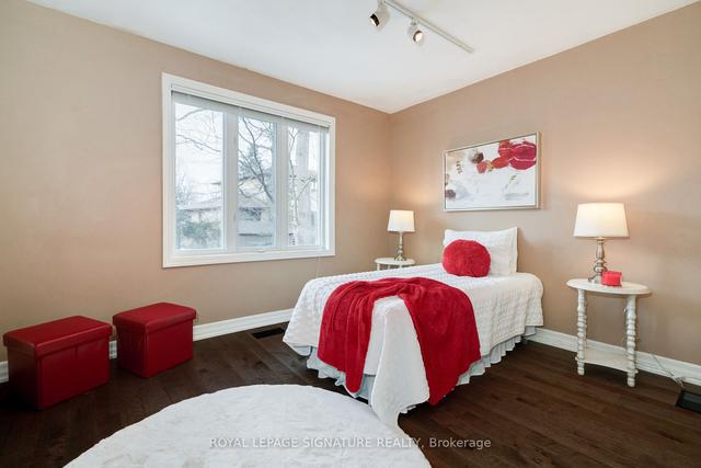 41 Viamede Cres, House detached with 4 bedrooms, 3 bathrooms and 6 parking in Toronto ON | Image 14