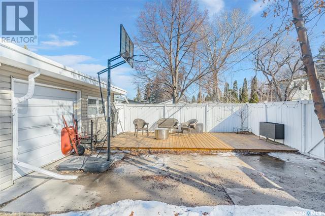 2501 Cumberland Avenue S, House detached with 5 bedrooms, 2 bathrooms and null parking in Saskatoon SK | Image 38