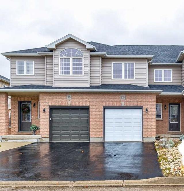 100 Mussen St, House attached with 3 bedrooms, 3 bathrooms and 3 parking in Guelph ON | Card Image