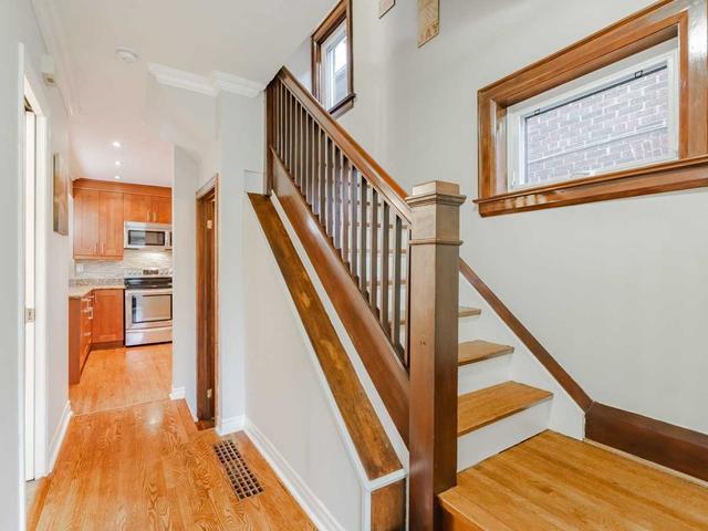 359 Windermere Ave, House detached with 3 bedrooms, 3 bathrooms and 3 parking in Toronto ON | Image 2