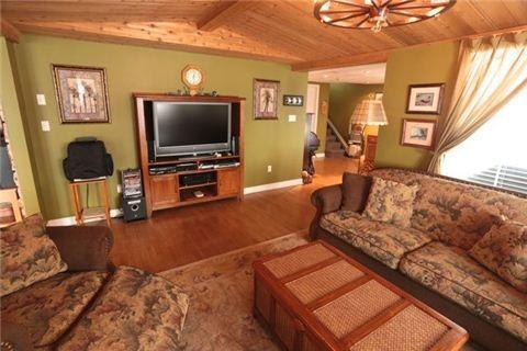 290 Fralicks Beach Rr 5 Rd, House detached with 3 bedrooms, 3 bathrooms and 10 parking in Mississaugas of Scugog Island ON | Image 13