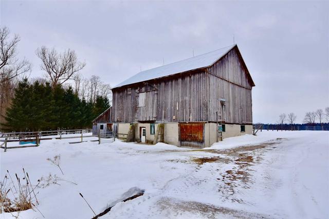2224 Rainbow Valley Rd W, Home with 3 bedrooms, 1 bathrooms and 10 parking in Springwater ON | Image 28