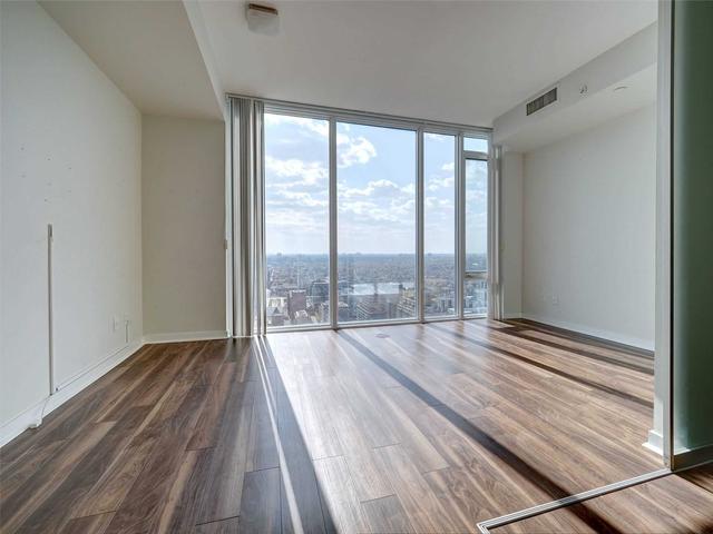 3310 - 101 Peter St, Condo with 1 bedrooms, 1 bathrooms and 0 parking in Toronto ON | Image 8