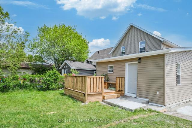 18 Baptiste St, House detached with 4 bedrooms, 3 bathrooms and 6 parking in Quinte West ON | Image 33