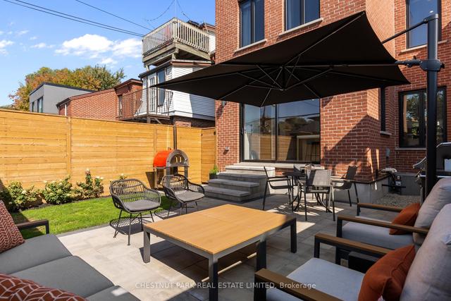 146 Beatrice St, House semidetached with 4 bedrooms, 5 bathrooms and 2 parking in Toronto ON | Image 35