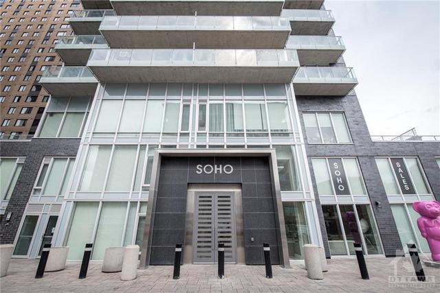 502 - 111 Champagne Street, Condo with 1 bedrooms, 1 bathrooms and null parking in Ottawa ON | Card Image