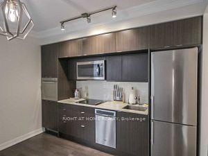 2303 - 10 York St W, Condo with 2 bedrooms, 2 bathrooms and 1 parking in Toronto ON | Image 25