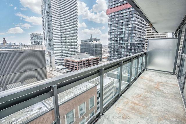 1403 - 39 Roehampton Ave, Condo with 2 bedrooms, 2 bathrooms and 0 parking in Toronto ON | Image 18