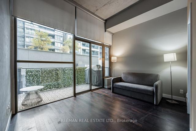 th7 - 25 Oxley St, Townhouse with 2 bedrooms, 3 bathrooms and 1 parking in Toronto ON | Image 14