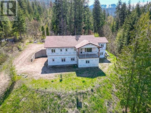 633 9 Street Se, House detached with 5 bedrooms, 3 bathrooms and 2 parking in Salmon Arm BC | Image 7