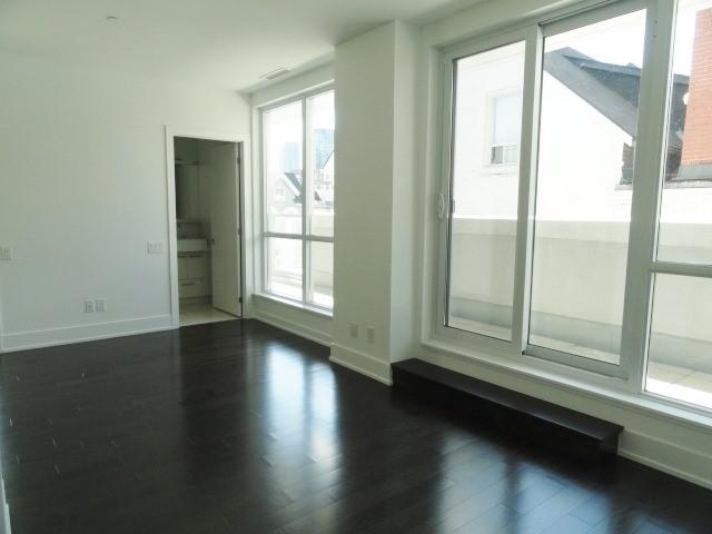 210 - 170 Avenue Rd, Condo with 1 bedrooms, 1 bathrooms and null parking in Toronto ON | Image 2