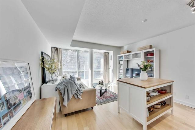 m15 - 350 Wellington St W, Condo with 1 bedrooms, 1 bathrooms and 0 parking in Toronto ON | Image 13
