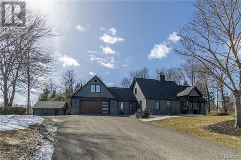 123 Creighton Street N, House detached with 4 bedrooms, 2 bathrooms and null parking in Woodstock NB | Card Image