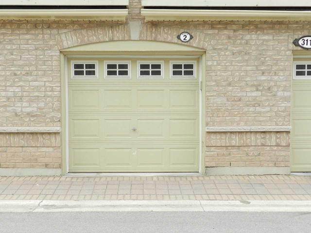 2 - 3115 Boxford Cres, Townhouse with 2 bedrooms, 2 bathrooms and 2 parking in Mississauga ON | Image 2