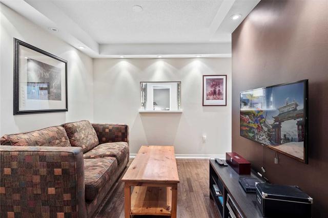1802 - 131 Beecroft Rd, Condo with 1 bedrooms, 2 bathrooms and 1 parking in Toronto ON | Image 3