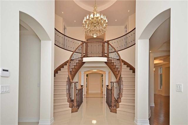 22 Snowdrop Pl, House detached with 6 bedrooms, 6 bathrooms and 6 parking in Brampton ON | Image 1