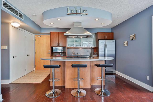 509 - 550 Queens Quay W, Condo with 2 bedrooms, 2 bathrooms and 1 parking in Toronto ON | Image 36