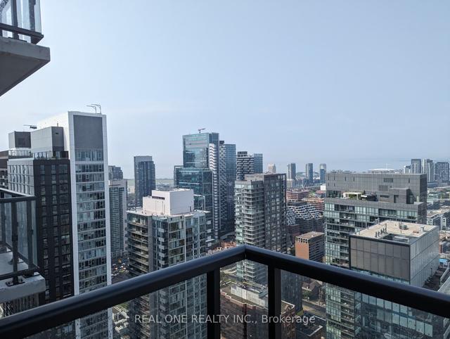 4403 - 87 Peter St, Condo with 1 bedrooms, 1 bathrooms and 0 parking in Toronto ON | Image 8
