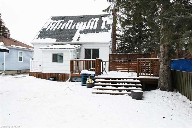 536 Hamilton St, House detached with 2 bedrooms, 2 bathrooms and 5 parking in Peterborough ON | Image 10