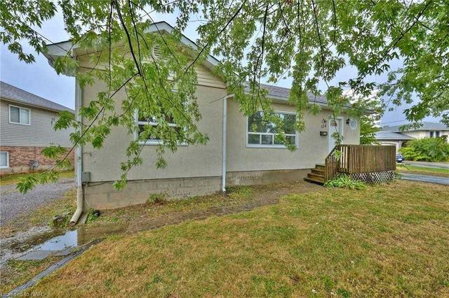 134 St. Davids Rd, House detached with 3 bedrooms, 2 bathrooms and 1 parking in St. Catharines ON | Image 12