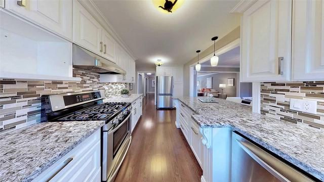 236 Byng Ave, House detached with 4 bedrooms, 4 bathrooms and 4 parking in Toronto ON | Image 7