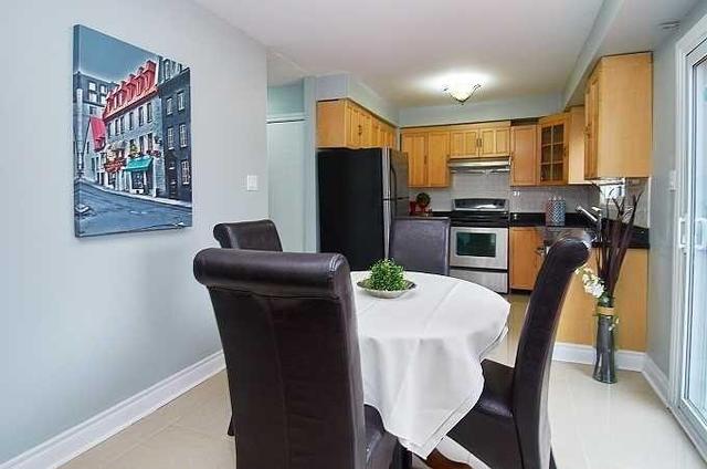 28 Daniels Cres, House detached with 4 bedrooms, 4 bathrooms and 2 parking in Ajax ON | Image 6