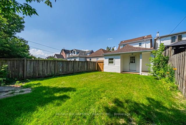 68 Harrison Ave, House detached with 3 bedrooms, 2 bathrooms and 1 parking in Hamilton ON | Image 28
