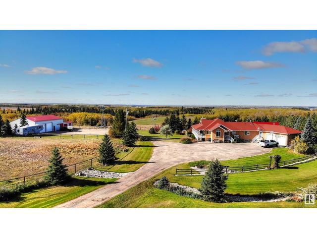 58106 Rng Rd 85, House detached with 4 bedrooms, 3 bathrooms and null parking in St. Paul County No. 19 AB | Image 1