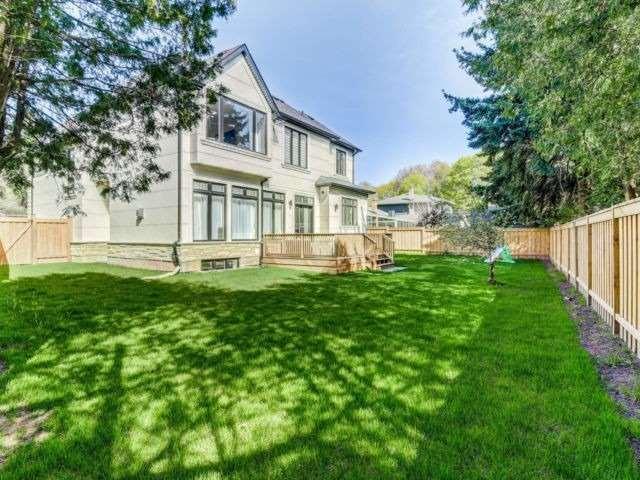 564 Wingrove Cres, House detached with 4 bedrooms, 5 bathrooms and 4 parking in Oakville ON | Image 20