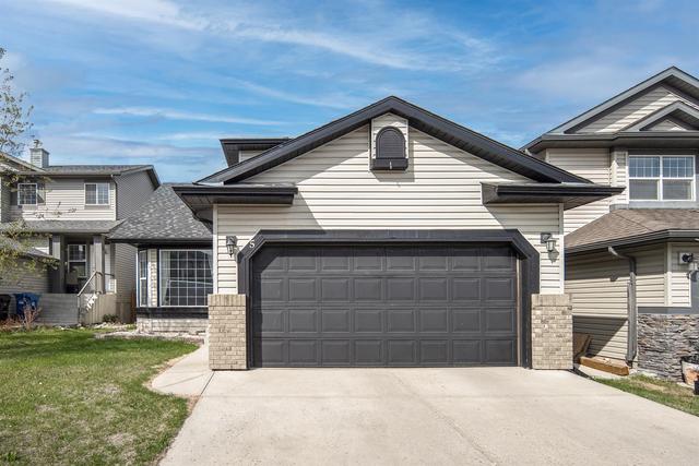 5 Royal Birch Close Nw, House detached with 5 bedrooms, 3 bathrooms and 4 parking in Calgary AB | Image 1